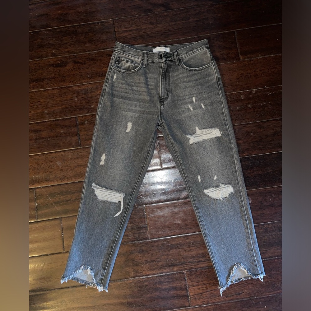 Kancan high rise straight jean, distressed, dark gray color